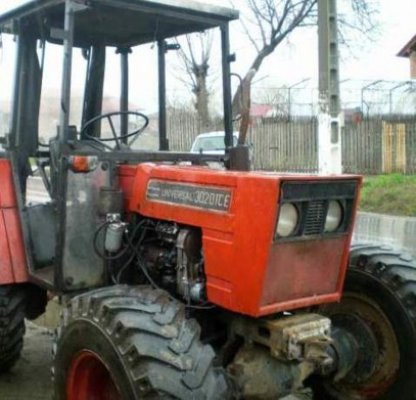 S-a tamponat cu tractorul
